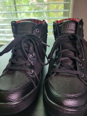 Mozo Padma Boots Women's Size 9.5